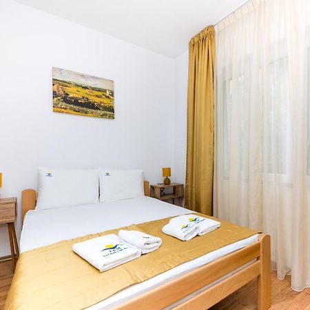 Apartmani F&M Kotor Exterior photo