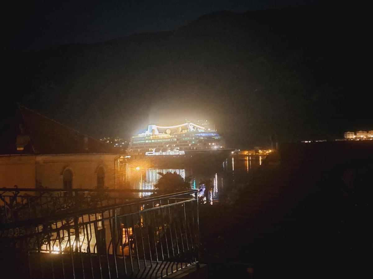 Apartmani F&M Kotor Exterior photo