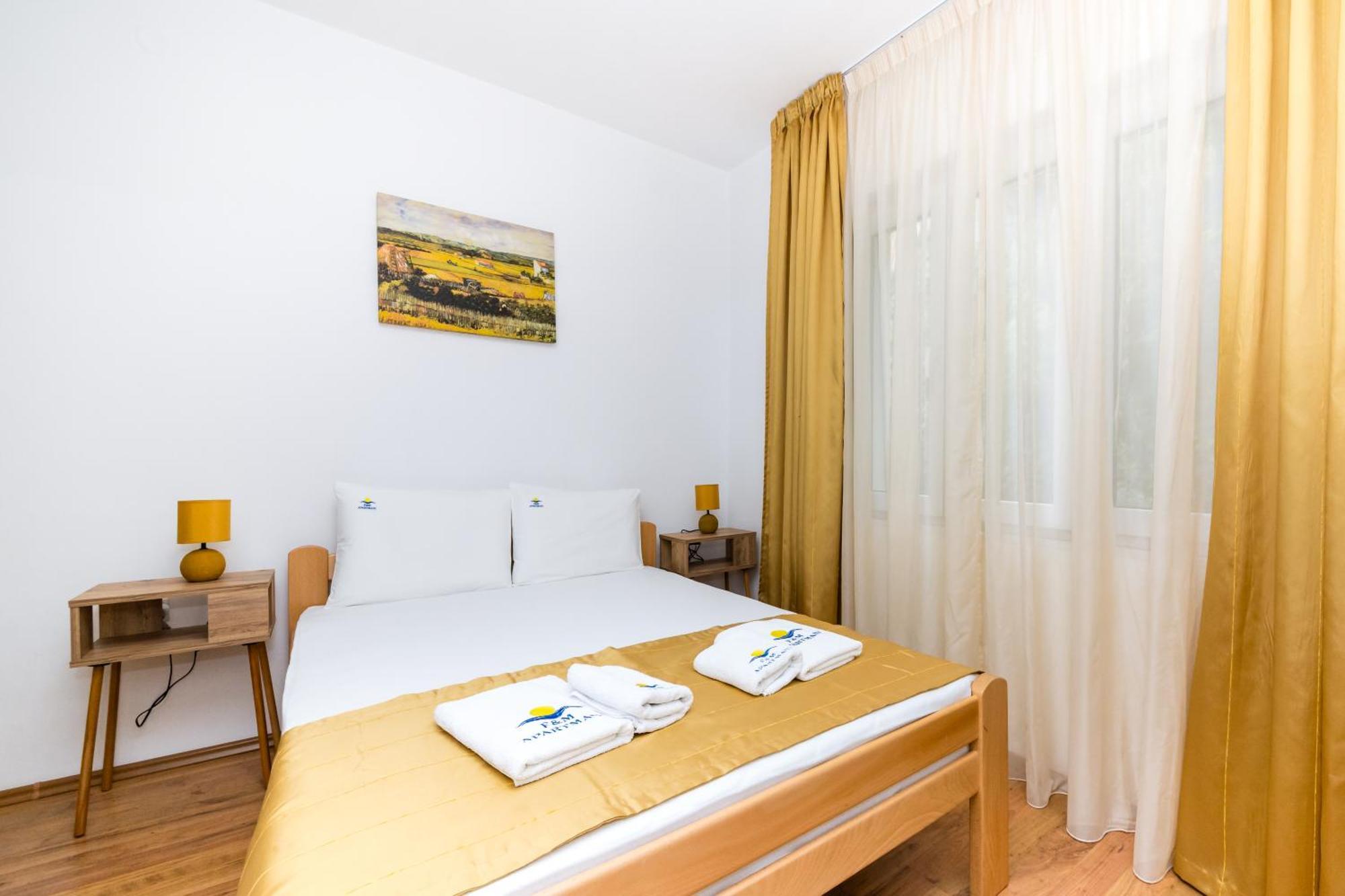 Apartmani F&M Kotor Exterior photo