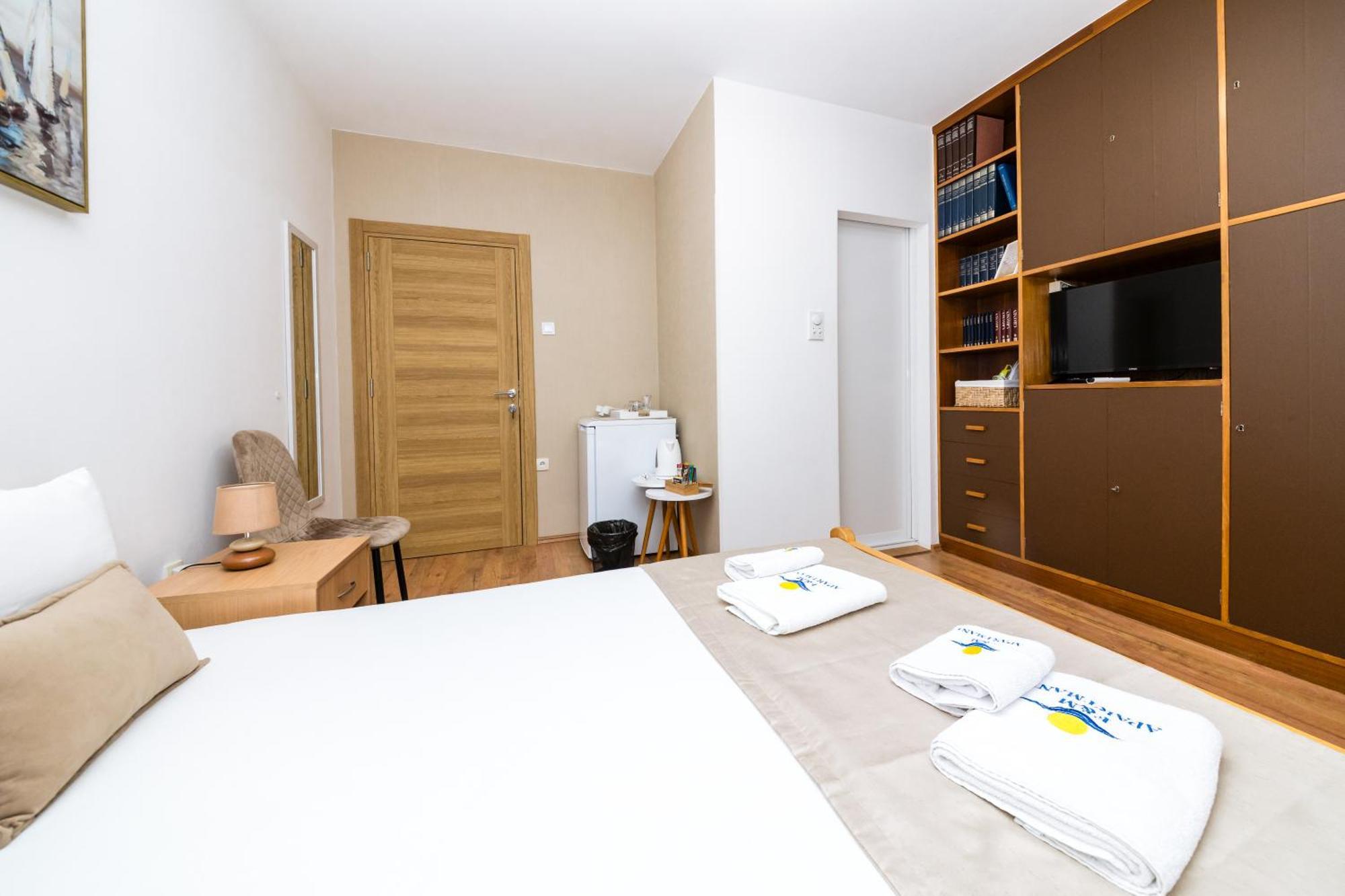 Apartmani F&M Kotor Exterior photo