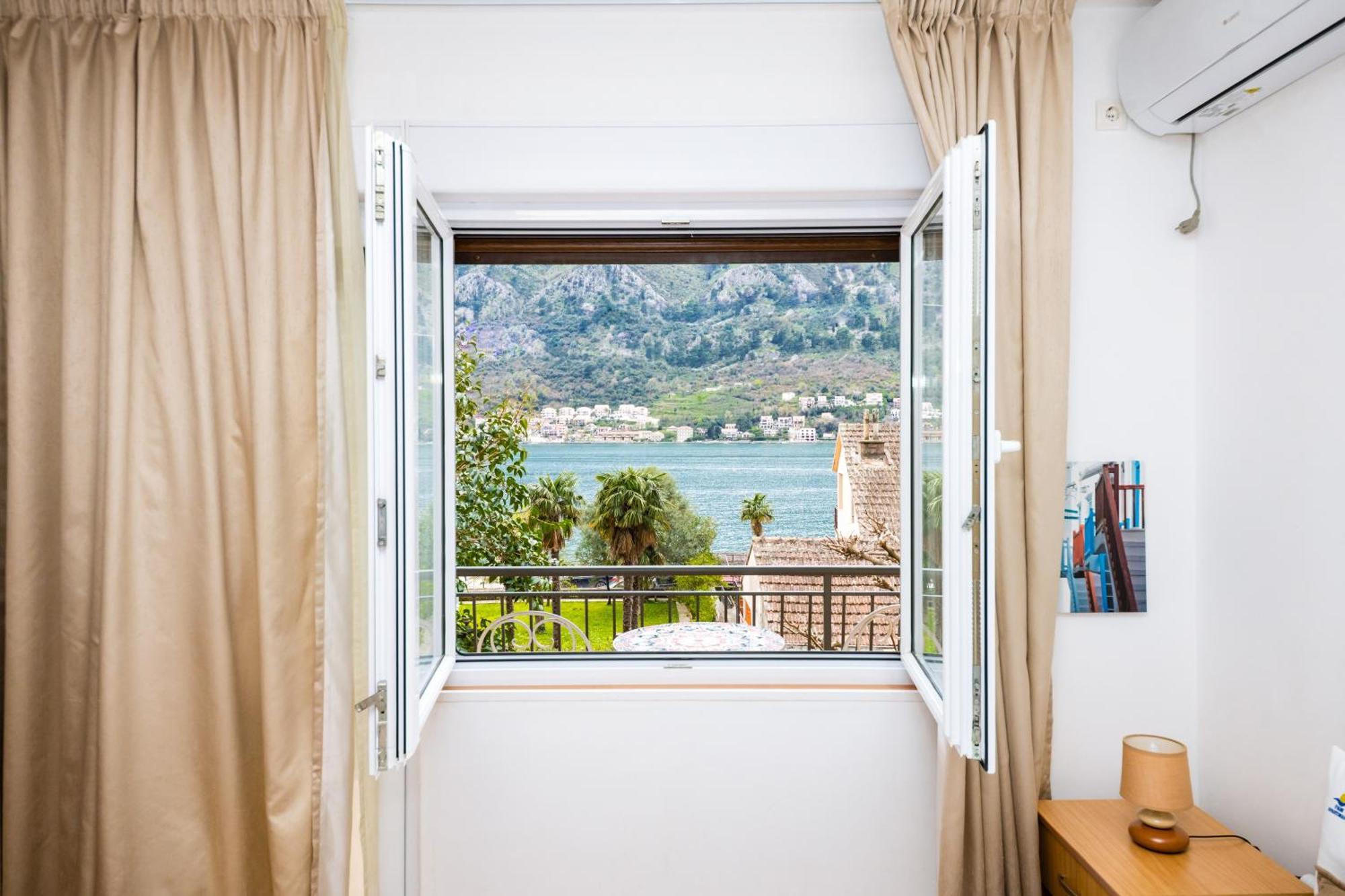 Apartmani F&M Kotor Exterior photo