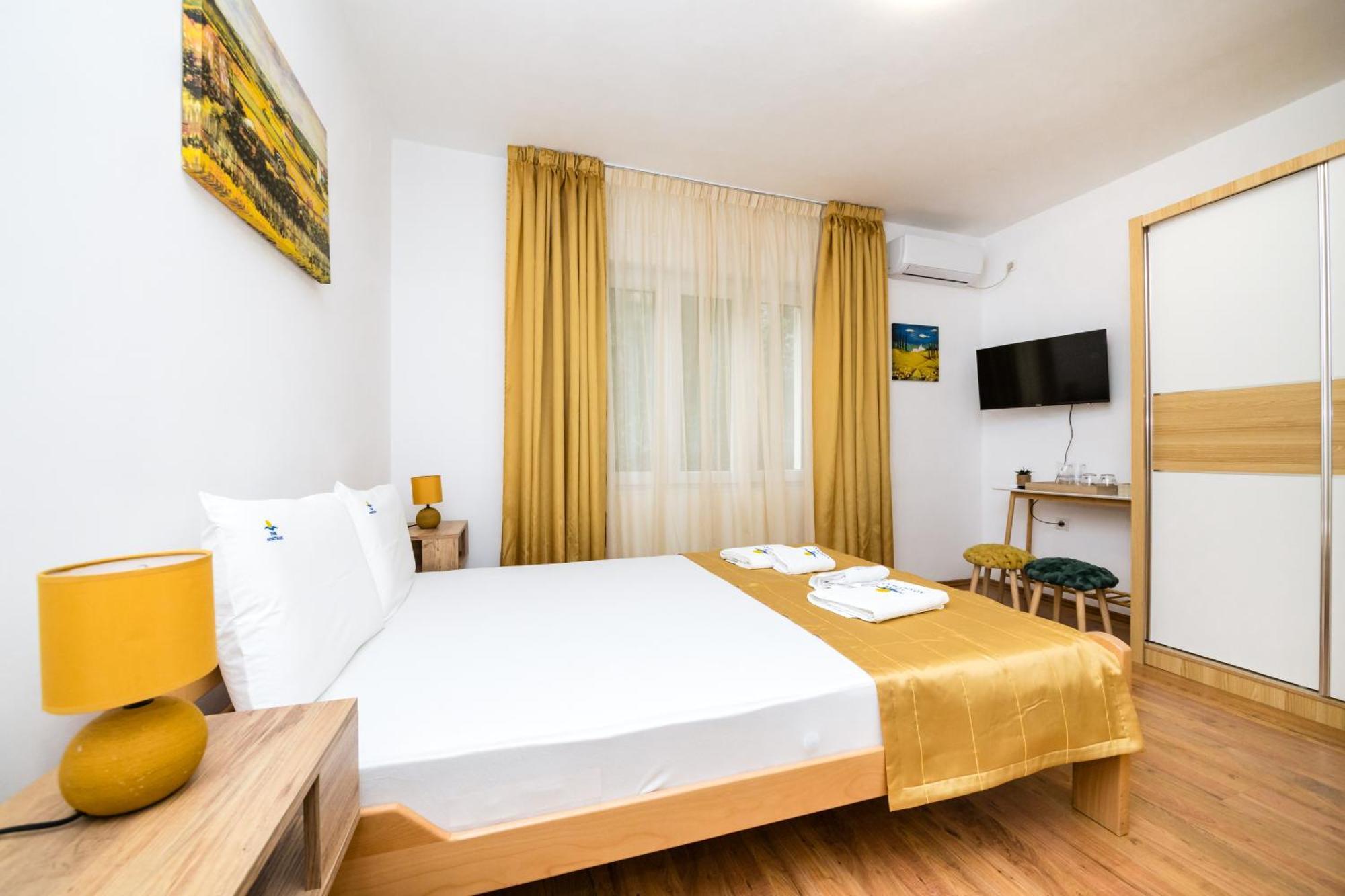 Apartmani F&M Kotor Exterior photo